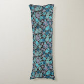 Skulls en harten op zwarte achtergrond 2 lichaamskussen (Voorkant Verticaal)