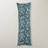 Skulls en harten op zwarte achtergrond 2 lichaamskussen (Achterkant (Verticaal))