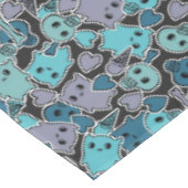 Skulls en harten op zwarte achtergrond 2 tafelkleed (Gekanteld)