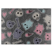 Skulls en harten op zwarte achtergrond snijplank (Voorkant)