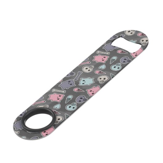 Skulls en harten op zwarte achtergrond speed flessenopener (Achterkant Gekanteld)