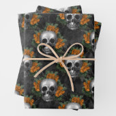 Skulls en Oranje bloemen op Charcol Inpakpapier Vel (In situ)