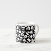 Skulls in Black Background Pattern Espresso Kop (Voorkant rechts)