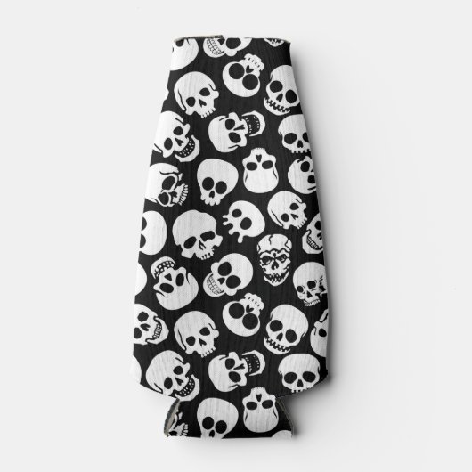 Skulls in Black Background Pattern Flesjeskoeler (Voorkant)