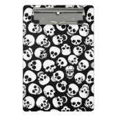 Skulls in Black Background Pattern Mini Klembord (Voorkant)