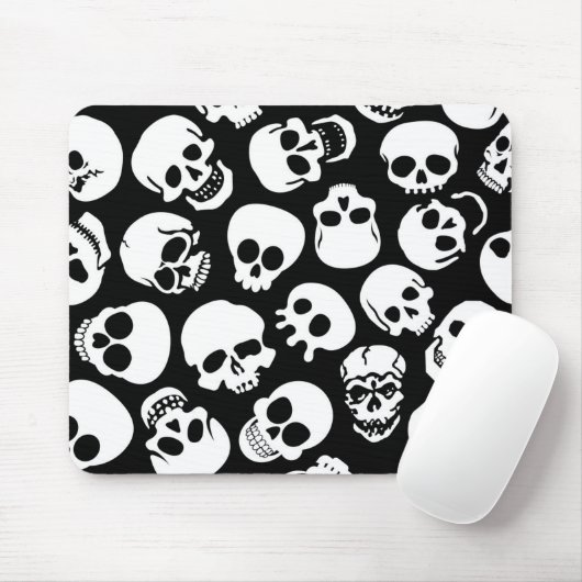 Skulls in Black Background Pattern Muismat (Met muis)