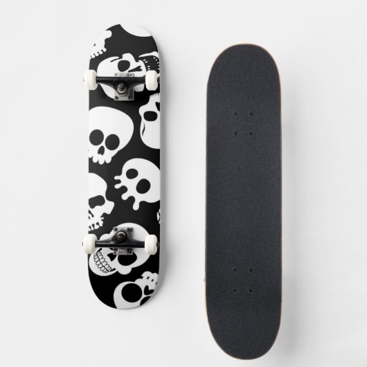 Skulls in Black Background Pattern Persoonlijk Skateboard (Voorkant)
