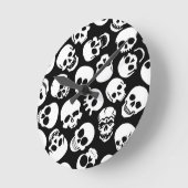 Skulls in Black Background Pattern Ronde Klok (Hoek)