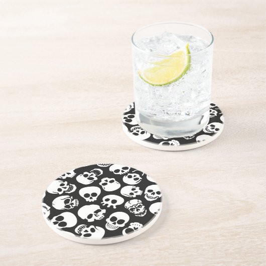 Skulls in Black Background Pattern Zandsteen Onderzetter (Zijkant)