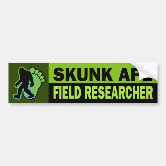 Skunk Ape Field Research Bumpersticker (Voorkant)