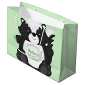 Skunk Baby shower Green Groot Cadeauzakje (Voorkant Gekanteld)