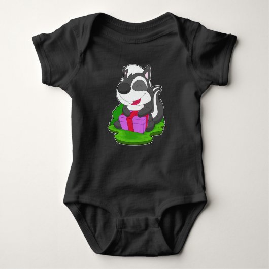 Skunk Christmas Package Romper (Voorkant)