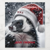 Skunk in Santa Hat Keramisch Ornament Wijn Etiket (Enkel label)