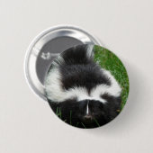 Skunk Round Pin Ronde Button 5,7 Cm (Voorkant /achterkant)