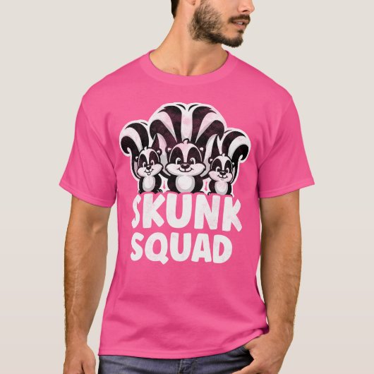 Skunk Squad Animal Humor T-shirt (Voorkant)