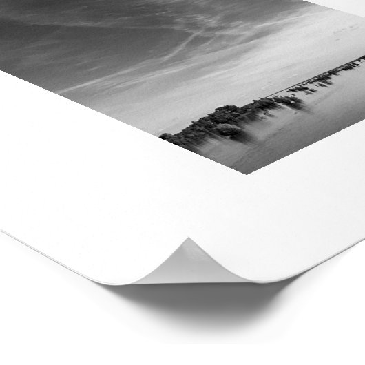 Sky Above Water Zwart-wit Fotografie Poster (Hoek)