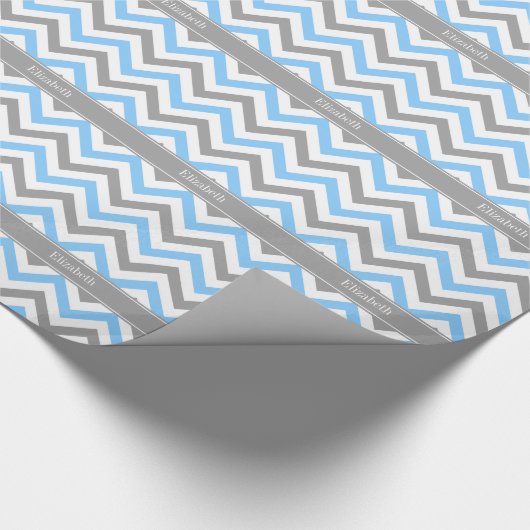 Sky Blue Dk Gray Wht LG Chevron Gray Name Monogram Cadeaupapier (Hoek)