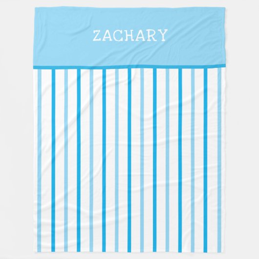 Sky Blue en White Geometric Stripes Naam Fleece Deken (Voorkant)