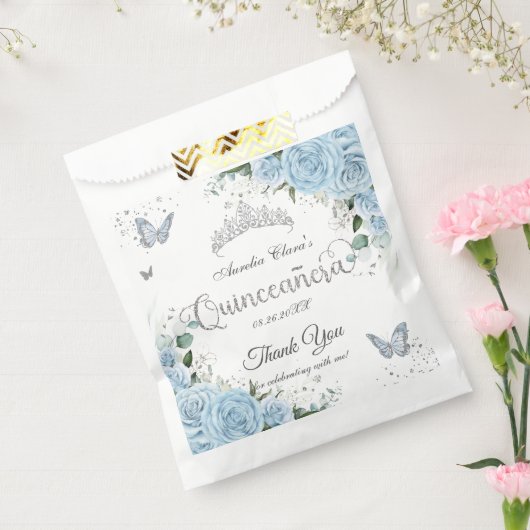Sky Blue Floral Butterflies Silver Quinceañera 16 Bedankzakje (Gezegeld)