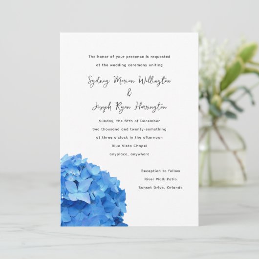 Sky Blue Hydrangea Wedding Invitation Kaart (Staand voorkant)