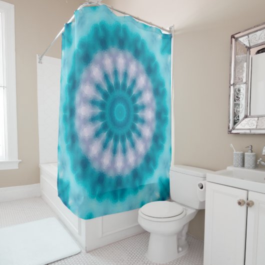 Sky blue kaleidoscoop douchegordijn (In situ)