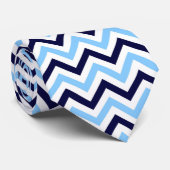 Sky Blue, Navy, White Large Chevron ZigZag Pattern Stropdas (Opgerold)