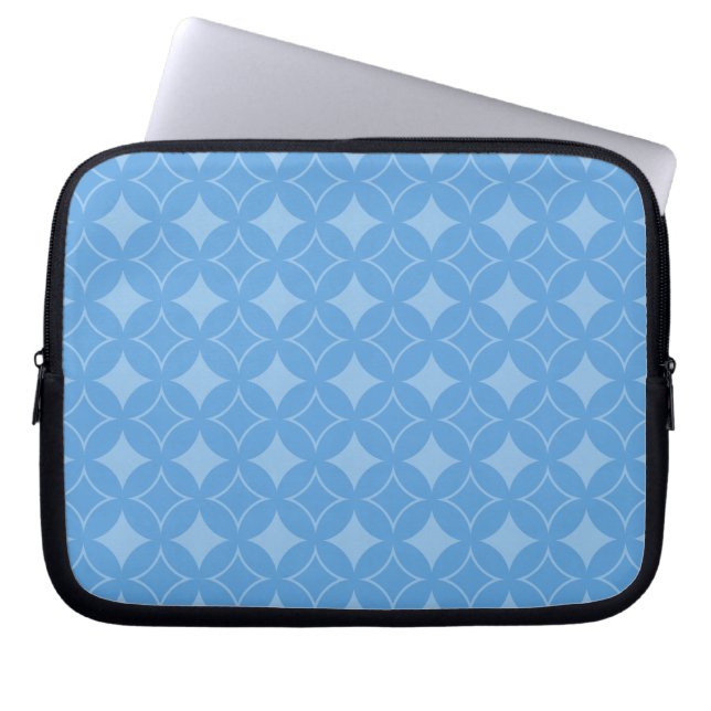 Sky blue shippo-patroon laptop sleeve (Voorkant)