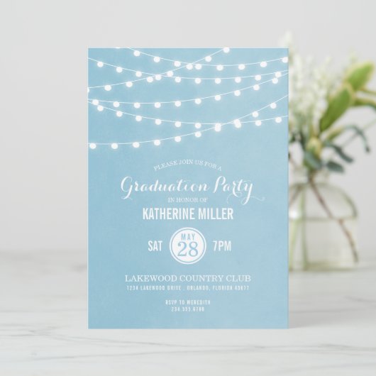 Sky Blue String Lights Graduation Party Uitnodigin Kaart (Staand voorkant)