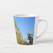 Sky Dancing Herfst Bladeren - Klein Gepersonalisee Latte Mok (Rechts)