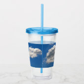 Sky is blauw en witte wolken gaan langs acryl drinkbeker (Rechts)