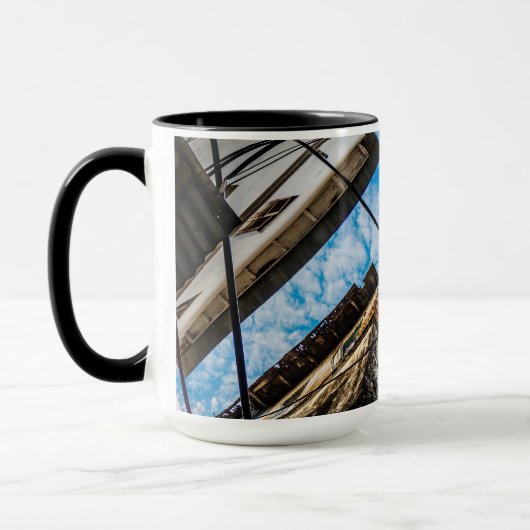 Sky Over Stonetown, Zanzibar Mok (Links)