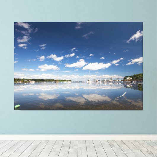 Sky Reflection in the Harbour of Belfast, Maine Canvas Afdruk (Insitu (Houten vloer))