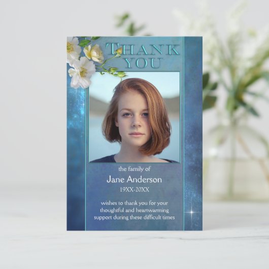 Sky Sympathie Funeral Foto bedankt (Staand voorkant)