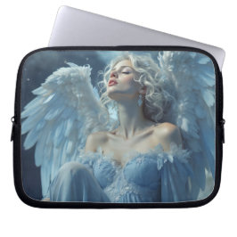 Skybound Silence: Engel van de Middernachtsluier Laptop Sleeve