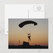 Skydiver Parachute bij Sunset Sky Diver Briefkaart (Voorkant / Achterkant)