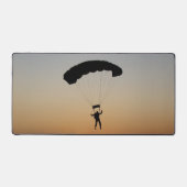Skydiver Parachute bij Sunset Sky Diver Bureaumat (Voorkant)