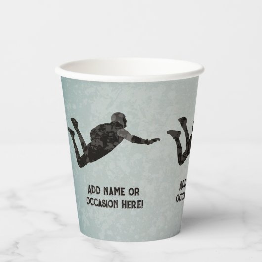 Skydiving freefall metallook mannen sportthema papieren bekers (Voorkant)