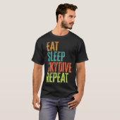 Skydiving-Retro Eat Sleep Skydive Herhaal Sky Dive T-shirt (Voorkant volledig)