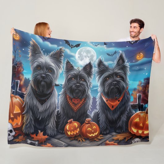 Skye Terrier Halloween Spooky Fleece Deken (In situ)