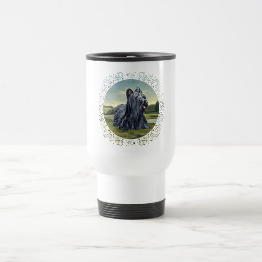 Skye Terrier in Landschaps Reis Mok (Center)