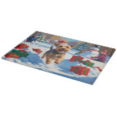 Skye Terrier loopt in de sneeuw met kerst Pet Snijplank (Hoek)