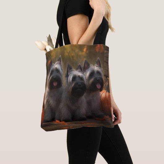Skye Terrier Puppy Herfst Delight Pompoen Tote Bag (Dichtbij)