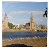 Skyline and river of quaint town of Inverness Tegeltje (Voorkant)