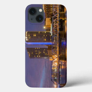 Skyline bij schemering, aan de Grand River iPhone 13 Hoesje