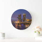 Skyline bij schemering, aan de Grand River Grote Klok (Huis)