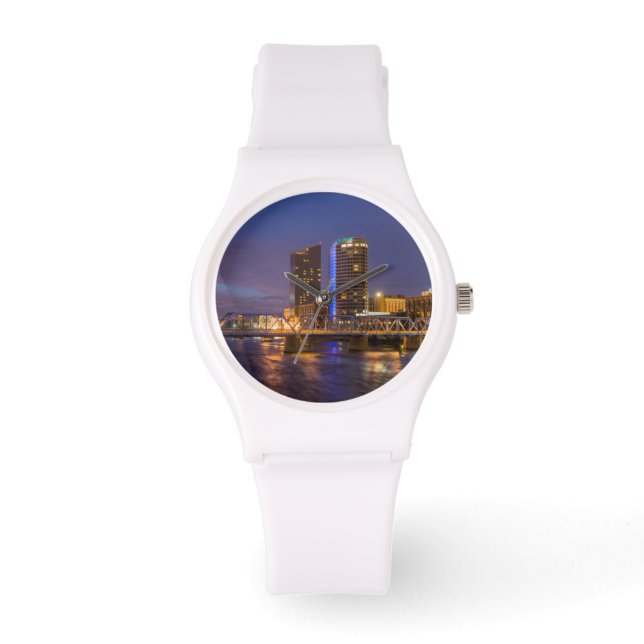 Skyline bij schemering, aan de Grand River Horloge (Voorkant)