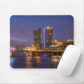 Skyline bij schemering, aan de Grand River Muismat (Met muis)