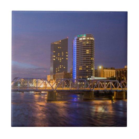 Skyline bij schemering, aan de Grand River Tegeltje (Voorkant)