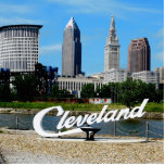 Skyline Cleveland Staand Fotobeeldje<br><div class="desc">Wil je het klassieke Cleveland uitzicht hebben,  waar je ook bent? 3 D fotosculptuur van Cleveland,  het ohio klassieke uitzicht uit het meer,  maakt thuis of in kantoor een leuk gespreksartikel! Ook hier zijn kunstwerken (winter en zomer) beschikbaar.</div>