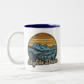Skyline Drive Virginia Retro Tweekleurige Koffiemok (Links)